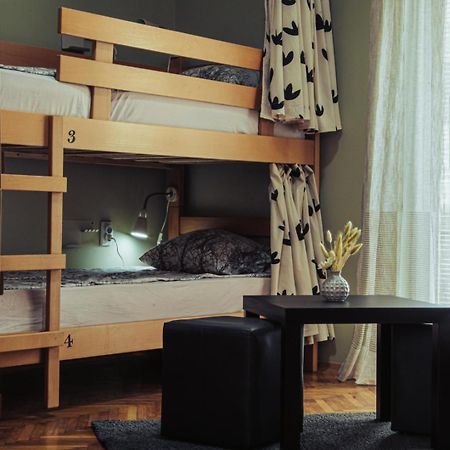 Skopje Downtown Hostel Bagian luar foto